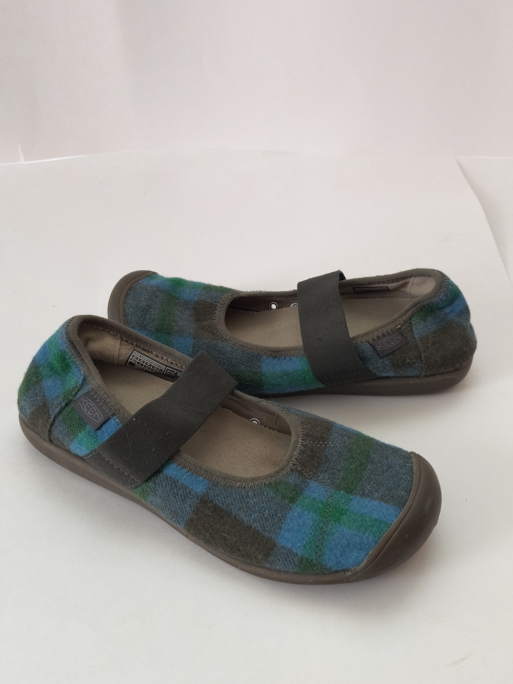 KEEN Womens Plaid Mary Jane Shoes Slip On Green Blue Strap Size 8